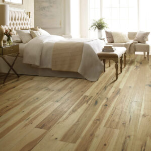 Bedroom hardwood flooring | Jordan's Flooring