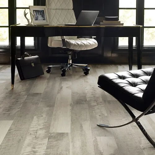 wood-look-laminate-flooring-in-home-office Office Laminate flooring | Jordans Flooring